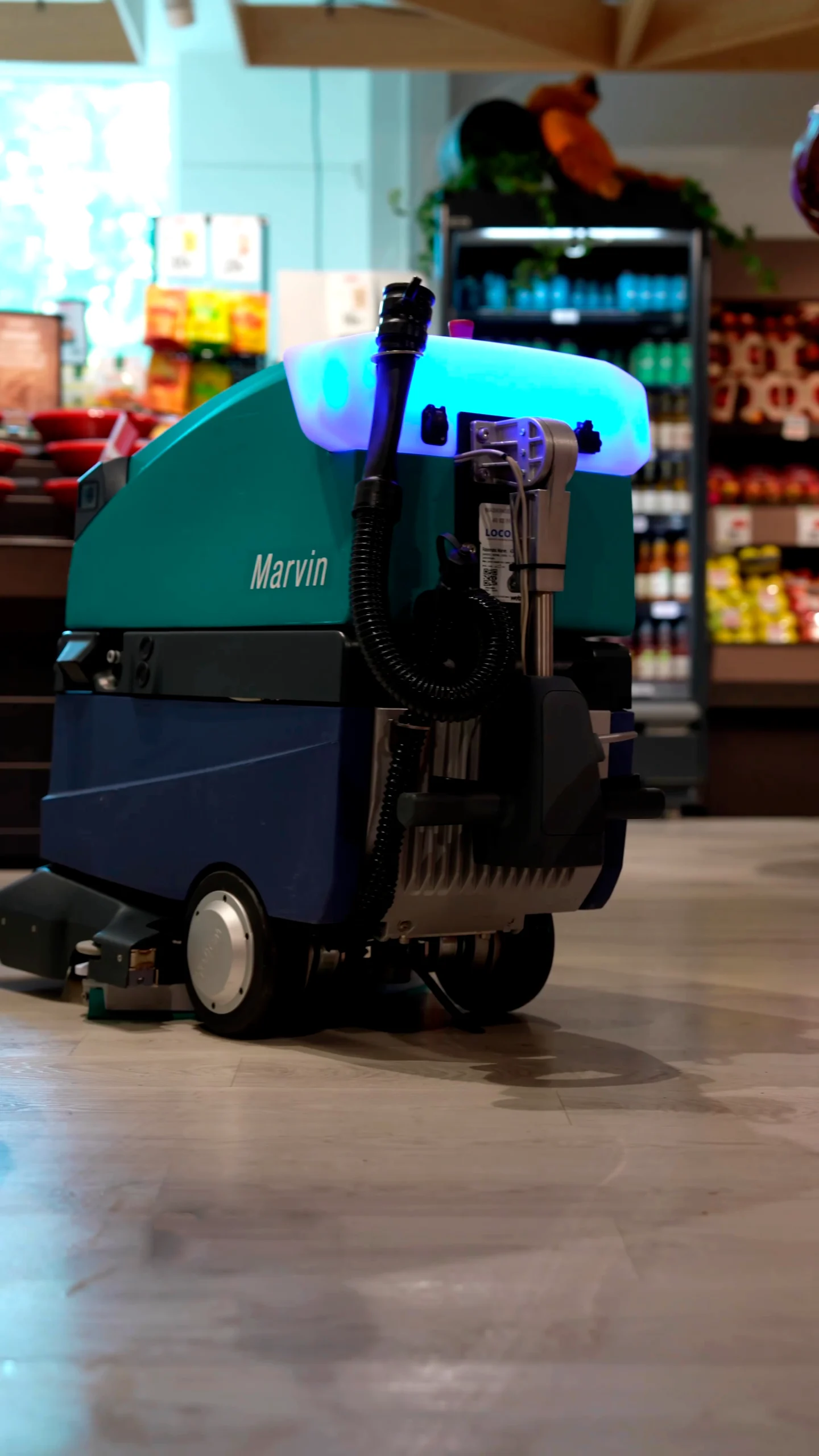 Wetrok Marvin robotgulvvasker i drift hos MENY